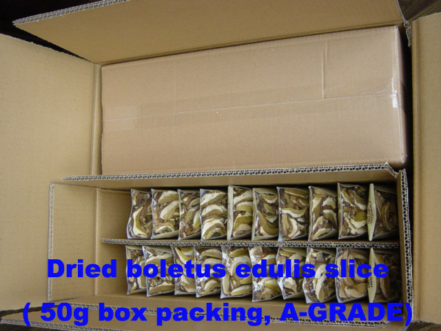 Dried Boletus edulis (porcini) slice A-grade(Net 50g x 80 basket packing )01